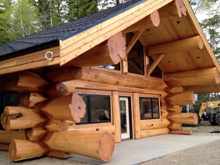 Blockhaus aus Naturholzstämme mit Hand Fertigen aus Polen -1