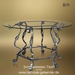 wrought-iron-table